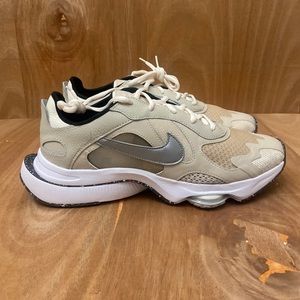 Nike Air Zoom Division womens size 9.5,10,10.5